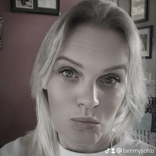 Tammy Ellaree