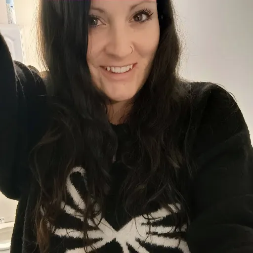 Nikki Lucchesi