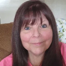 Kelly Hunsbeth