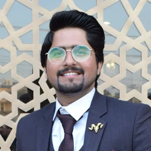 Haseeb Qureshi