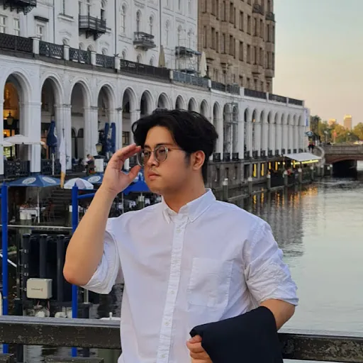 Caleb Khaw