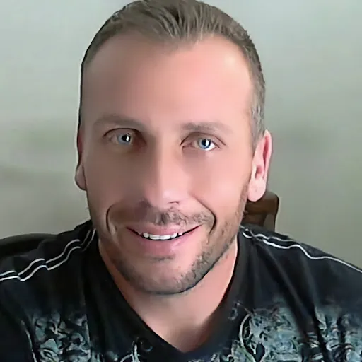 Chris Sparacia
