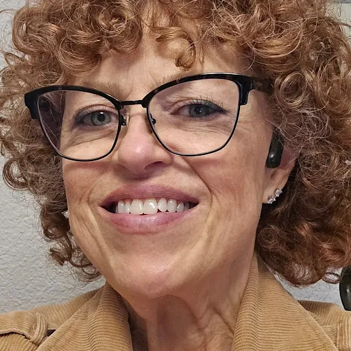 Julie E
