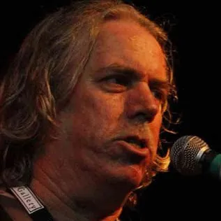 Alan Lowe
