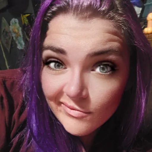 Vee “Vee”