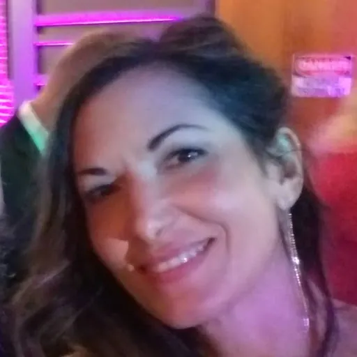 Stephanie Wood