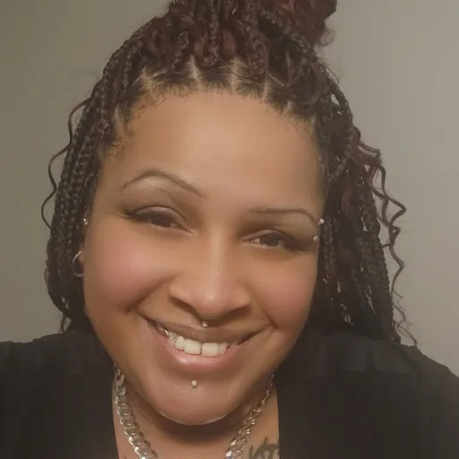 Nikki Howard