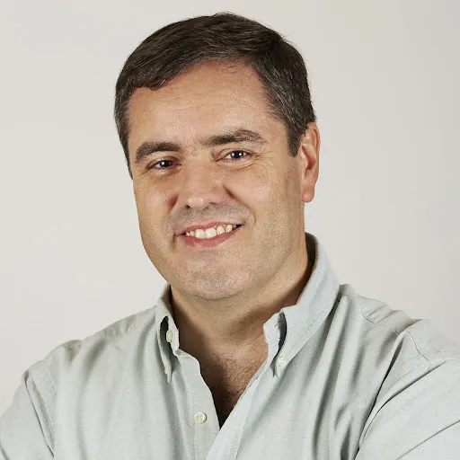 Javier Casares