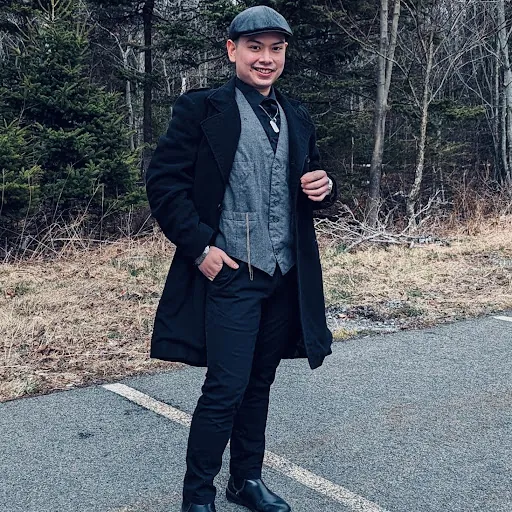EJ De Guzman