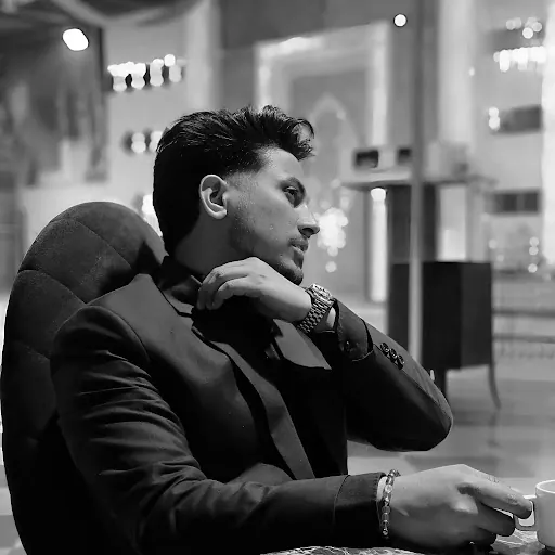 Vineet Negi
