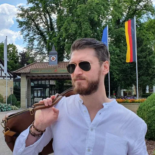 Sarp Özugurlu