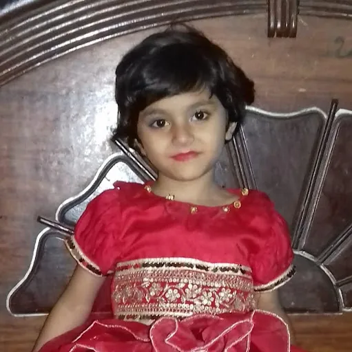 Zahra Nomal