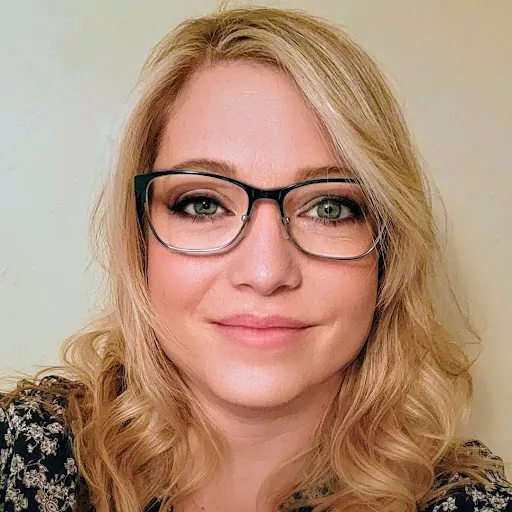 Stephanie Weis