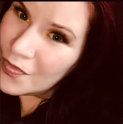 Shae-Bae White