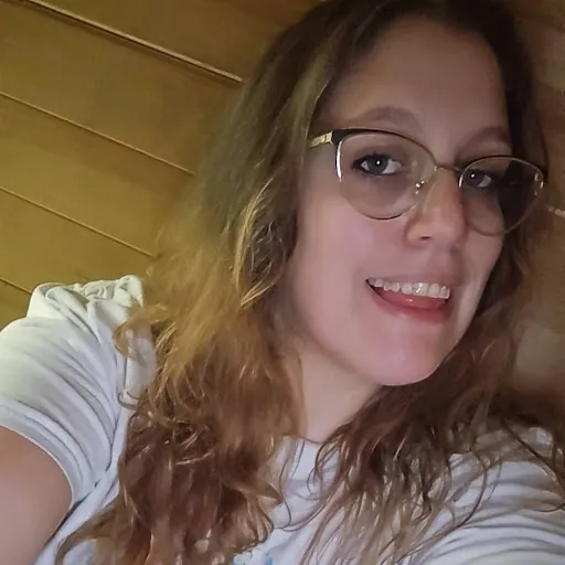 Lindsey Y