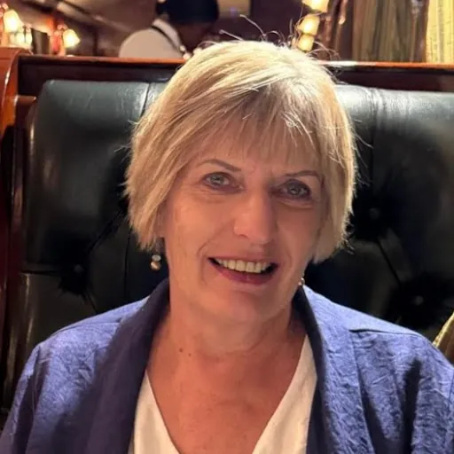 Robyn Pay