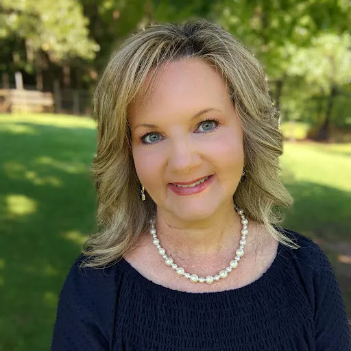 Lori Verdin