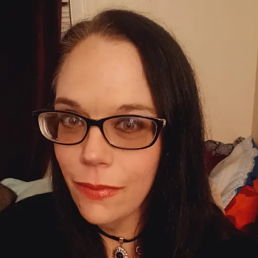 Nicole Phillips