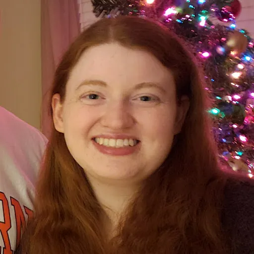 Lauren R