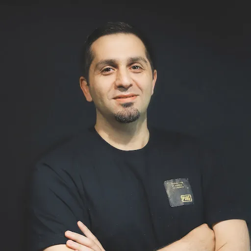 Akin Sonmezler