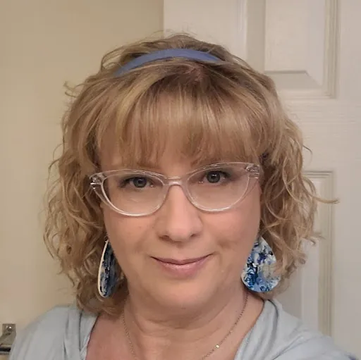 Suzanne Alexander