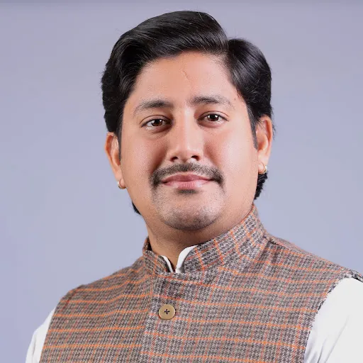 Sagar Giri