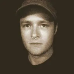 Andrew Nelis