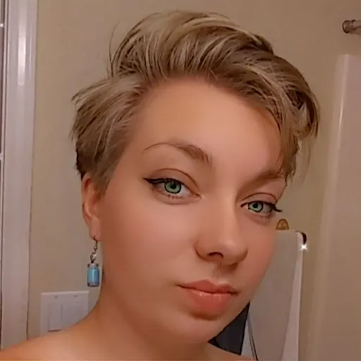 Kaitlyn Bair