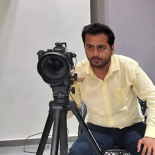 Manish Dunani