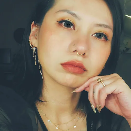 Mesha Chow