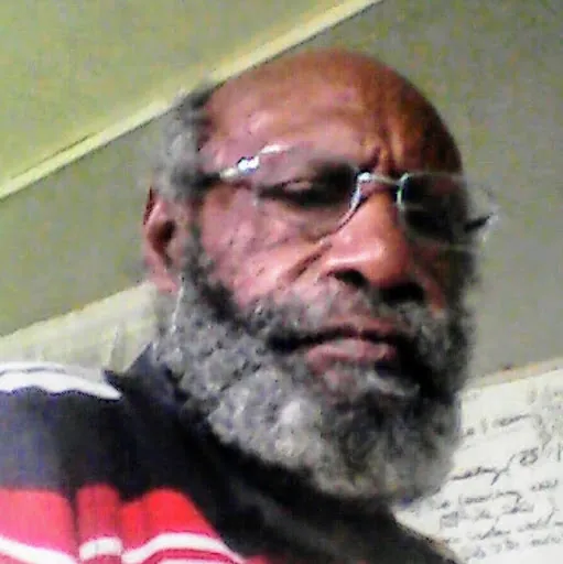 Henry J Sirue
